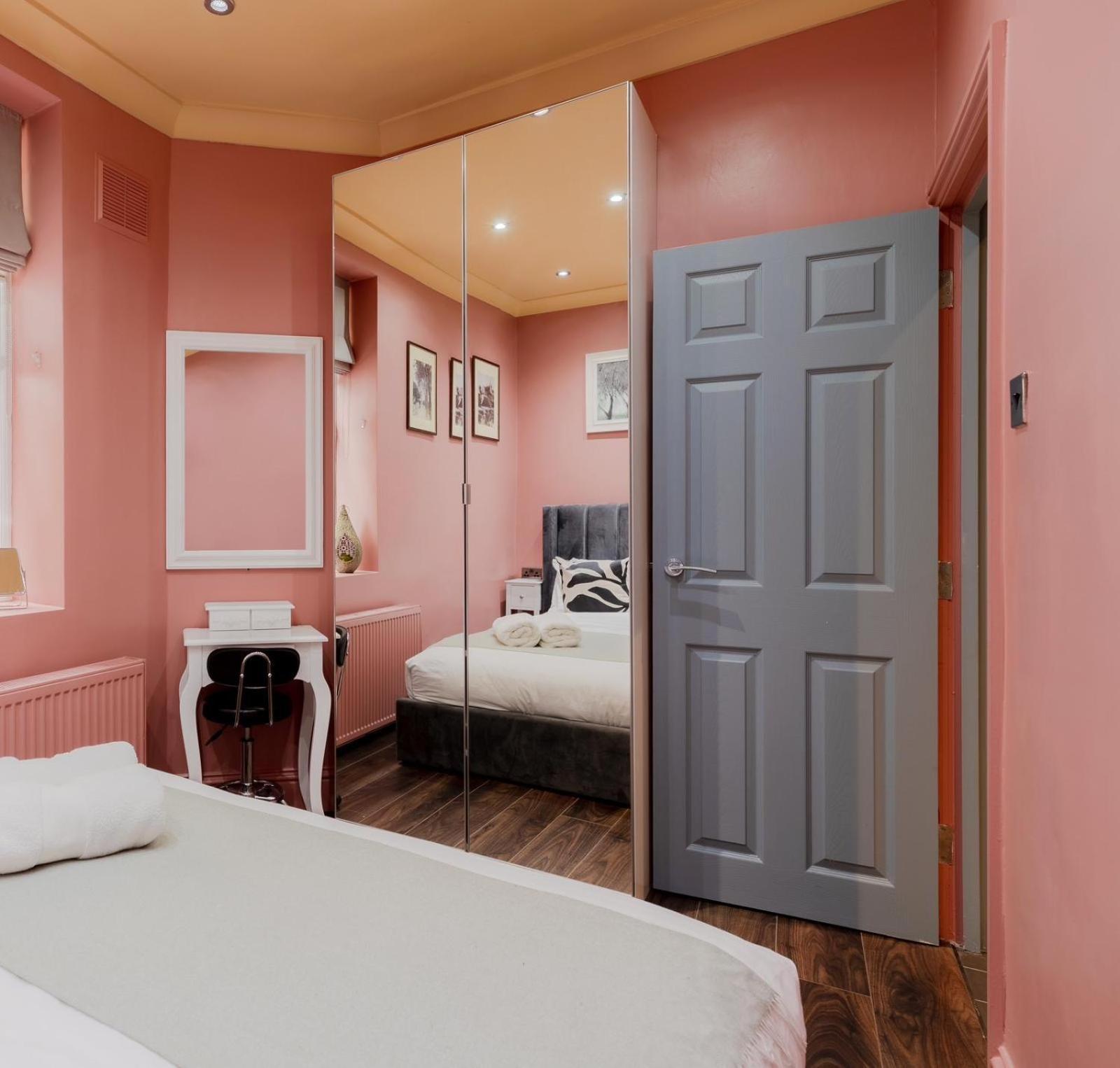Stylish 2 Bedrooms Flat Sleeps 6 & Garden London Zone 2 Cls Central Екстер'єр фото
