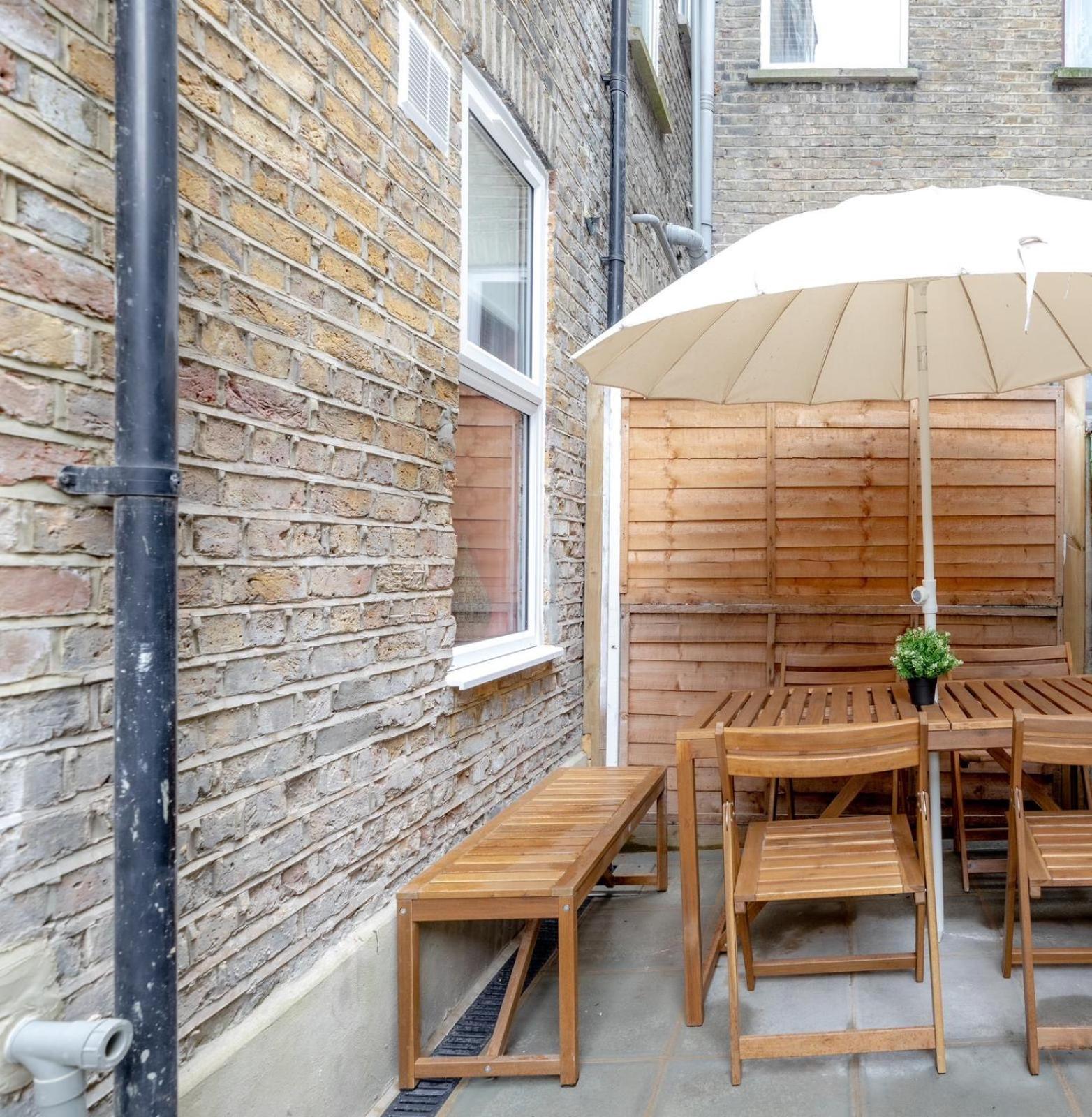 Stylish 2 Bedrooms Flat Sleeps 6 & Garden London Zone 2 Cls Central Екстер'єр фото